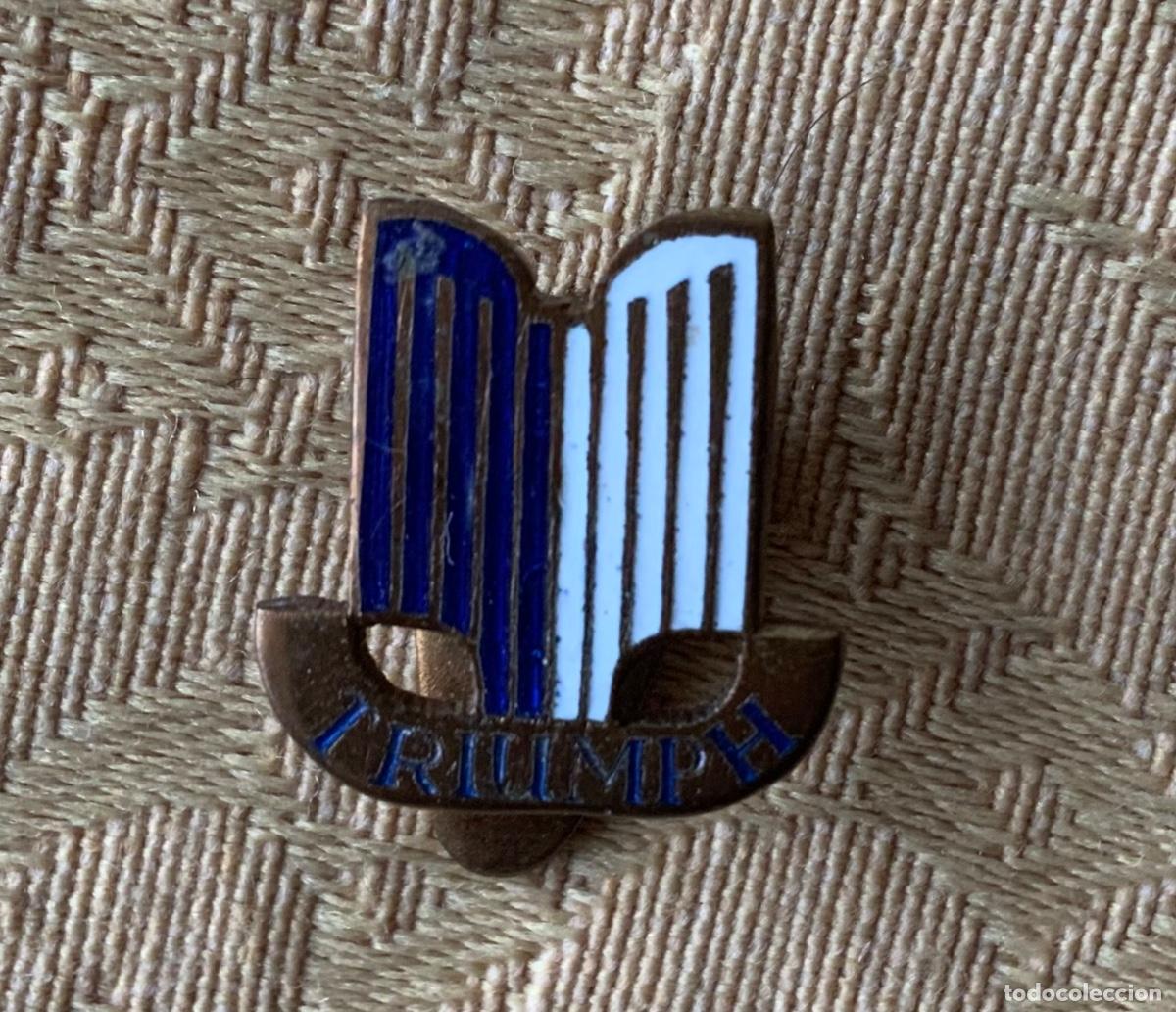 Pins de colecci&oacute;n: ANTIGUA INSIGNIA DE OJAL, TRIUMPH