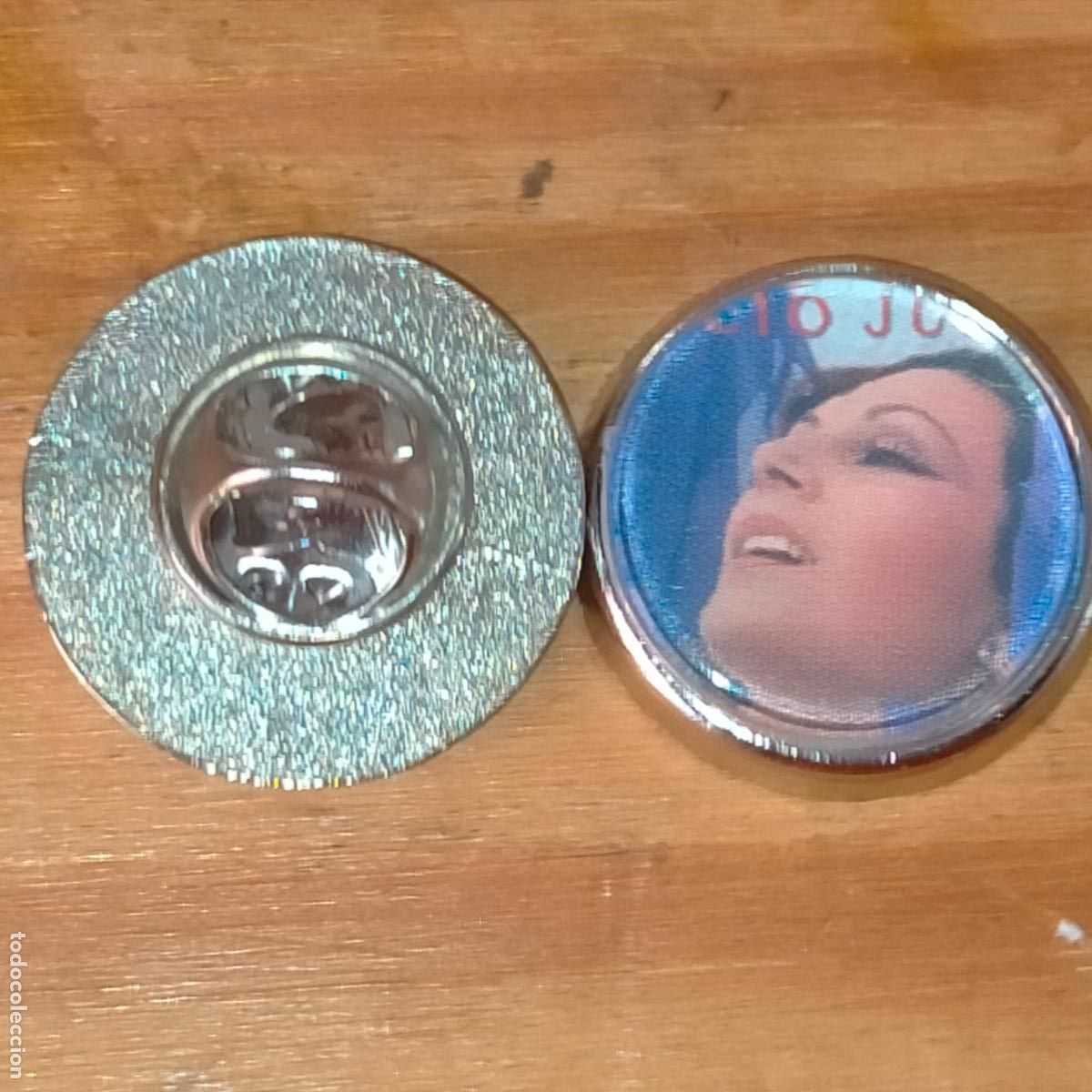Pins de colecci&oacute;n: PIN REDONDO METAL - CANTANTE ARTISTA COPLA ROCIO JURADO