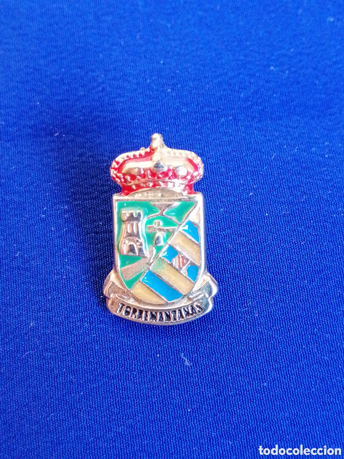 Pins e Spille di collezione: ESCUDO HER&Aacute;LDICO TORREMANZANAS PIN
