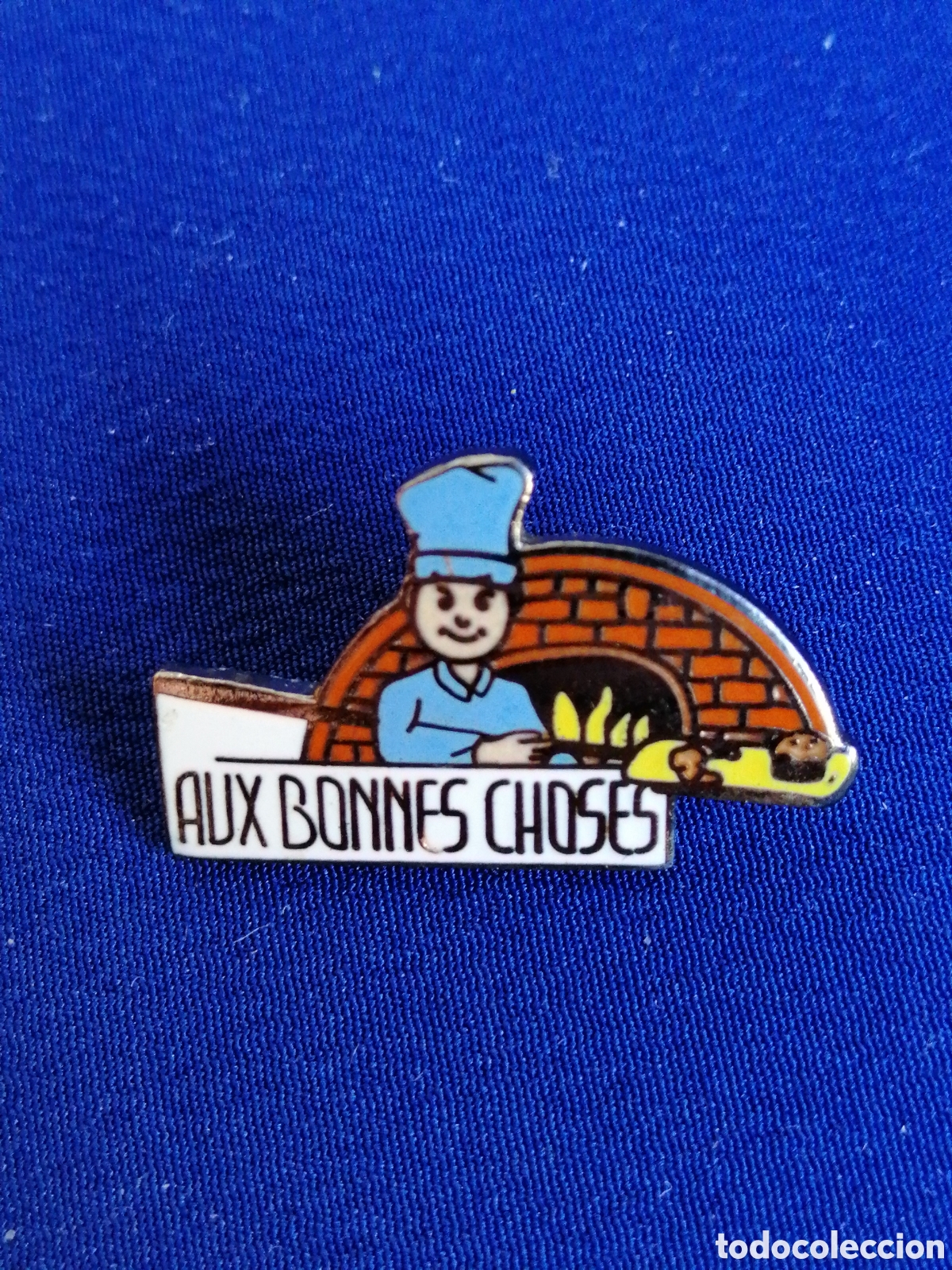 Pins e Spille di collezione: HORNERO - AUX BONNES CHOSES (FRANCE) PIN