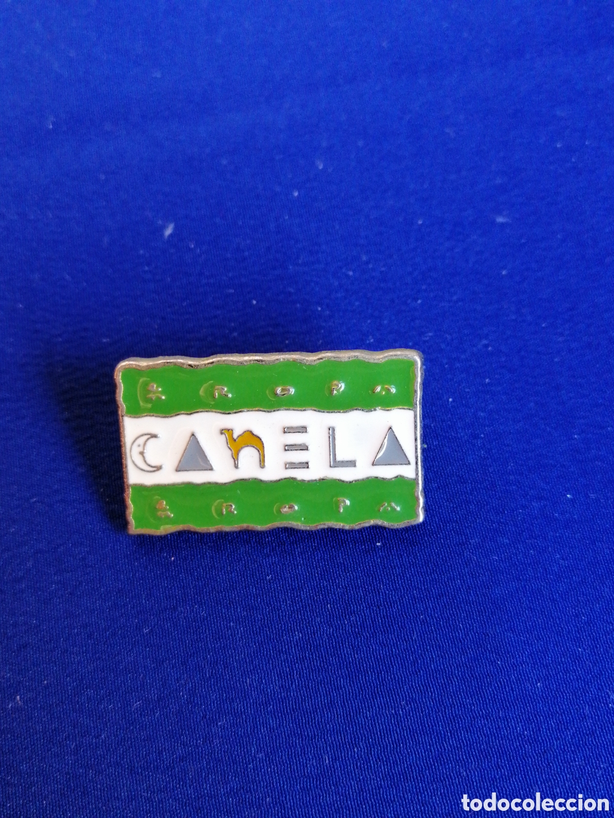 Pins de colecci&oacute;n: CAMELA ROPA PIN - Foto 1