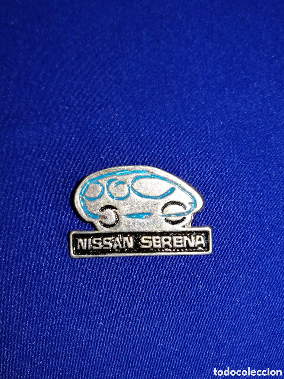 Pins de colecci&oacute;n: NISSAN SERENA PIN