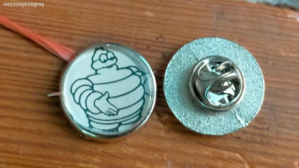 Pins de cole&ccedil;&atilde;o: pin redondo metal - marca de coche auto motos ruedas neum&aacute;ticos Michelin