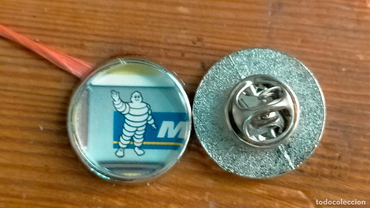 Pin's de collection: pin redondo metal - marca de coche auto motos ruedas neum&aacute;ticos Michelin
