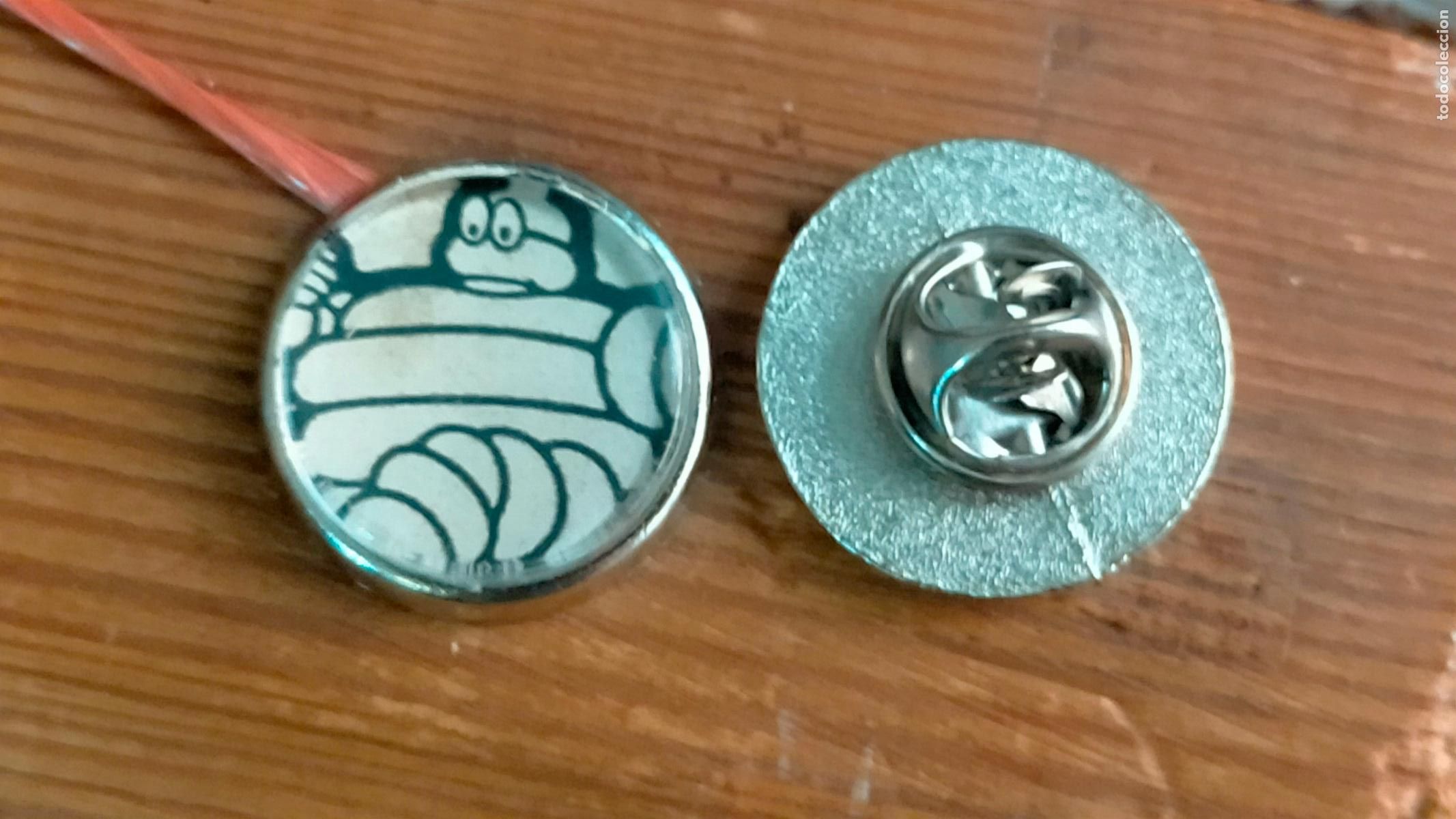 Sammlung von Pins: pin redondo metal - marca de coche auto motos ruedas neum&aacute;ticos Michelin