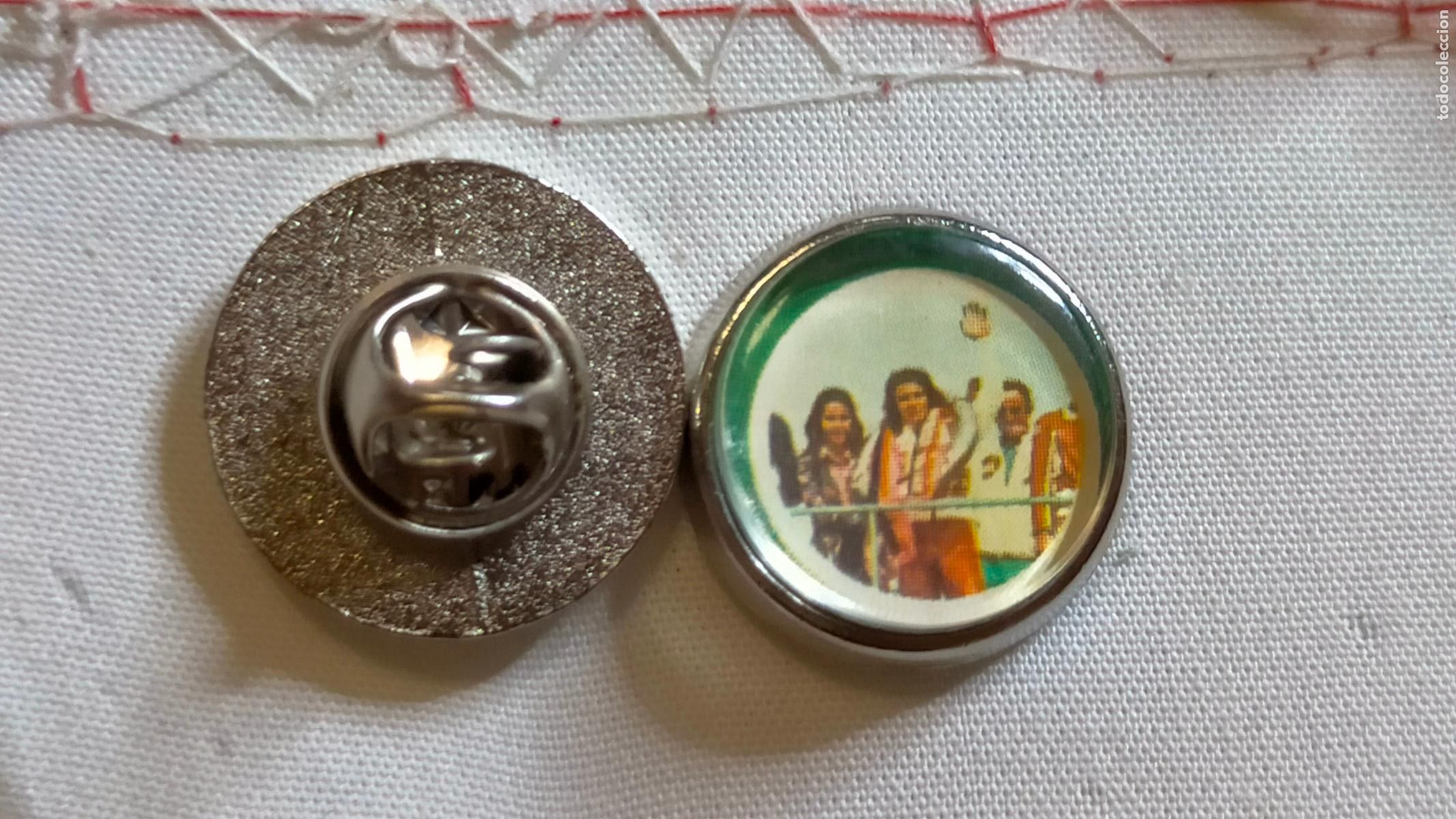 Pin's de collection: pin redondo metal - automoci&oacute;n el Grand prix motociclismo