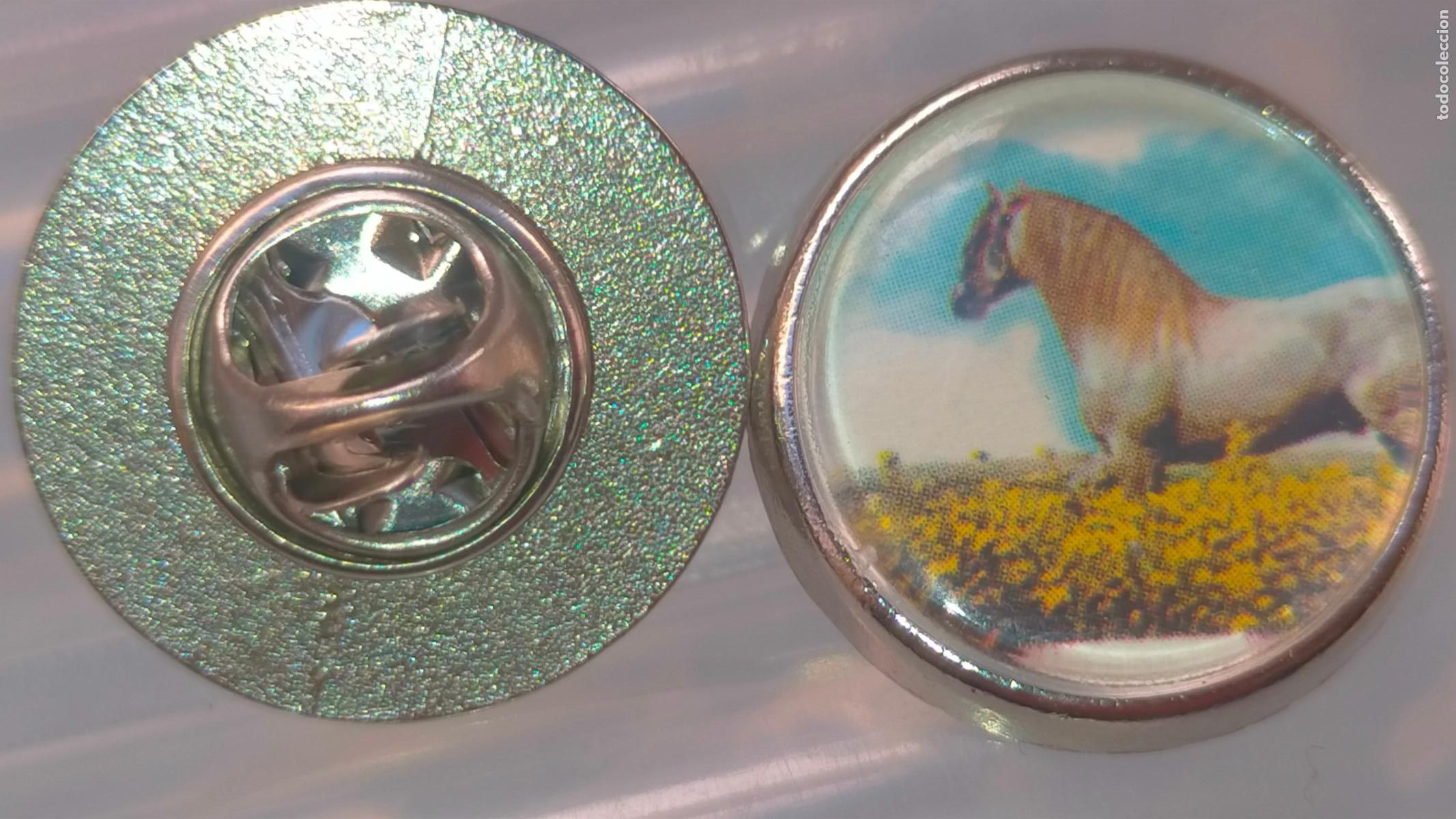 Pins e Spille di collezione: PIN REDONDO METAL - EQUITACION CABALLOS