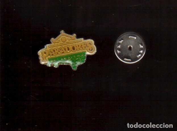 Pin's de collection: PRECIOSO PIN -PARADORES DE TURISMO - VER FOTOS QUE NO TE FALTE EN TU COLECCION