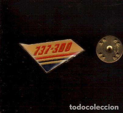 Pin's de collection: PIN O INSIGNIA DE OJAL. BOEING 737-300 - MUY BONITO - VER FOTO QUE NO TE FALTE EN TU COLECCION
