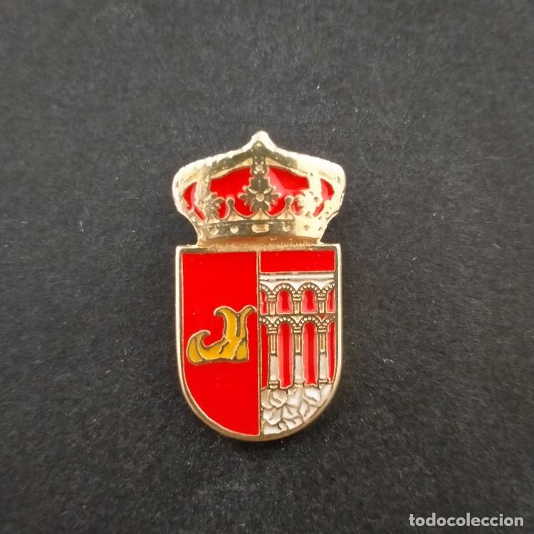 Pins de colecci&oacute;n: pin escudo Chapineria (MADRID)