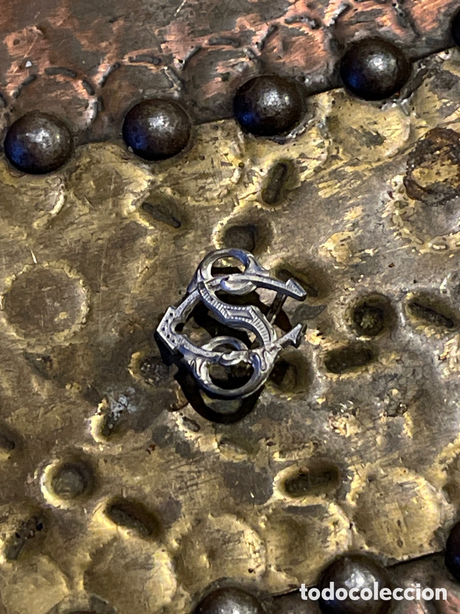 Sammlung von Pins: Insignia cuerpos de seguridad de la Rep&uacute;blica