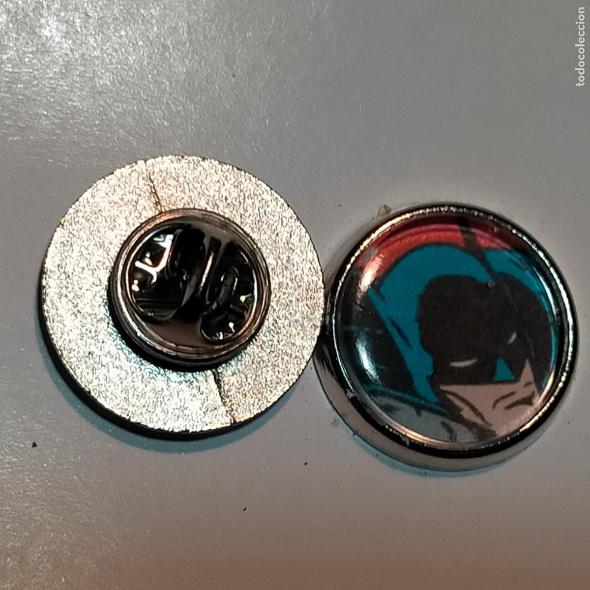 Pin's de collection: PIN REDONDO METAL - PIN REDONDO METAL - DIBUJOS ANIMADOS comic batman y robin SUPER HEROES