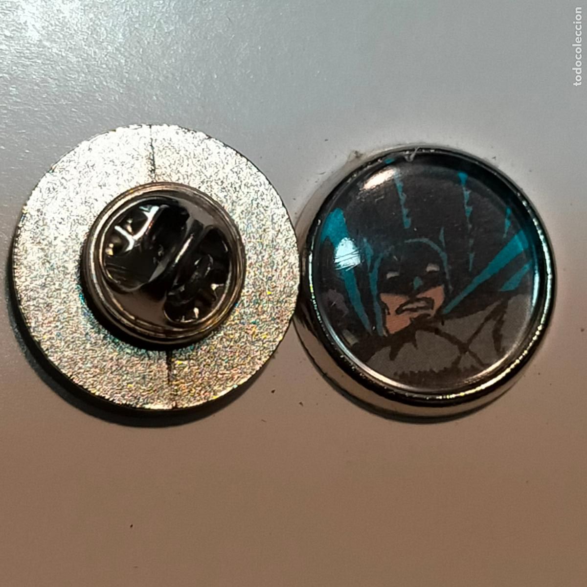 Pin's de collection: PIN REDONDO METAL - PIN REDONDO METAL - DIBUJOS ANIMADOS comic batman y robin SUPER HEROES