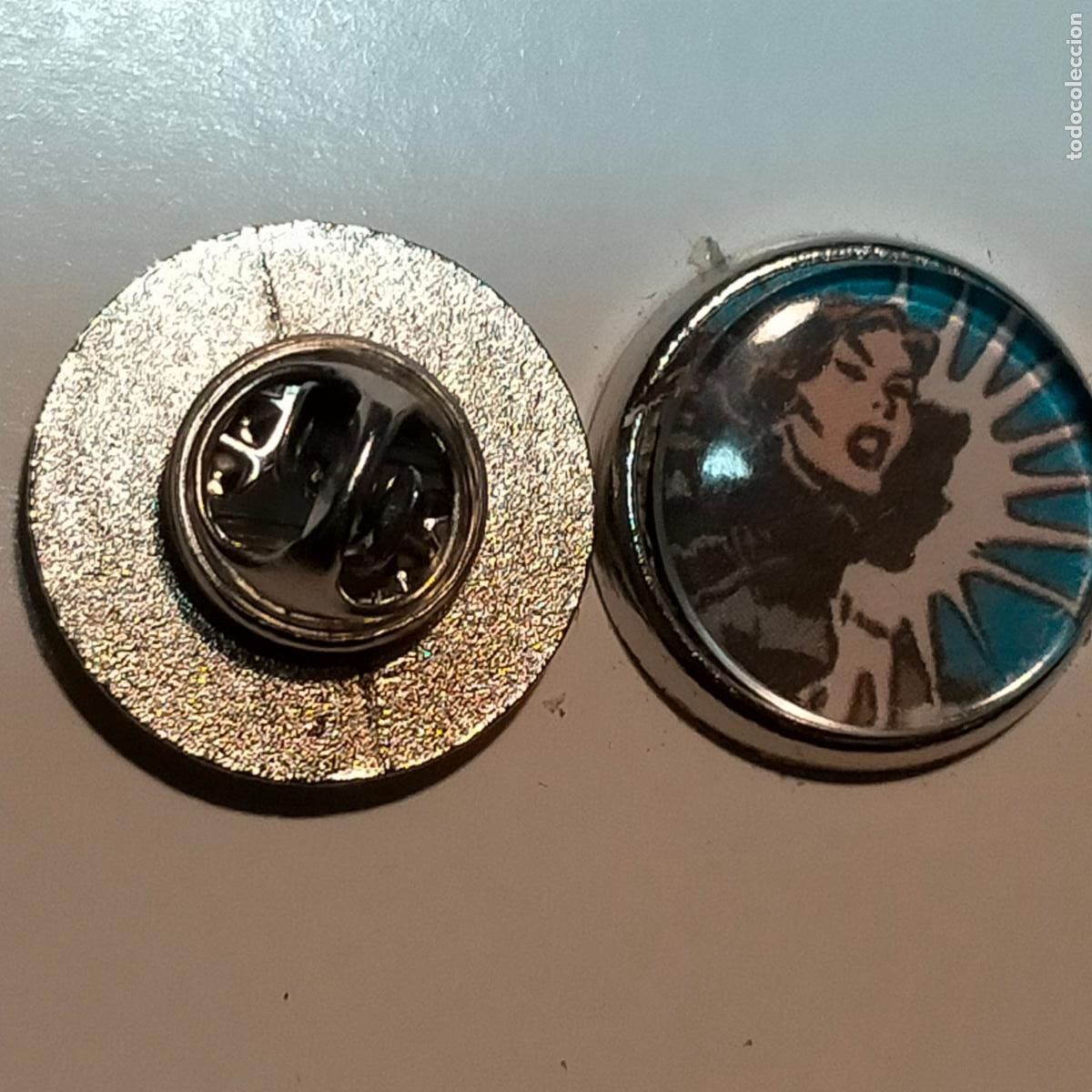 Pin's de collection: PIN REDONDO METAL - PIN REDONDO METAL - DIBUJOS ANIMADOS comic batman y robin SUPER HEROES