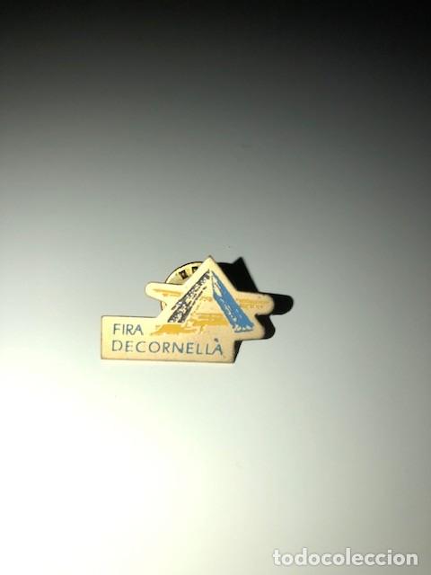 Pins de colecci&oacute;n: Pin Turismo Fira de Cornella