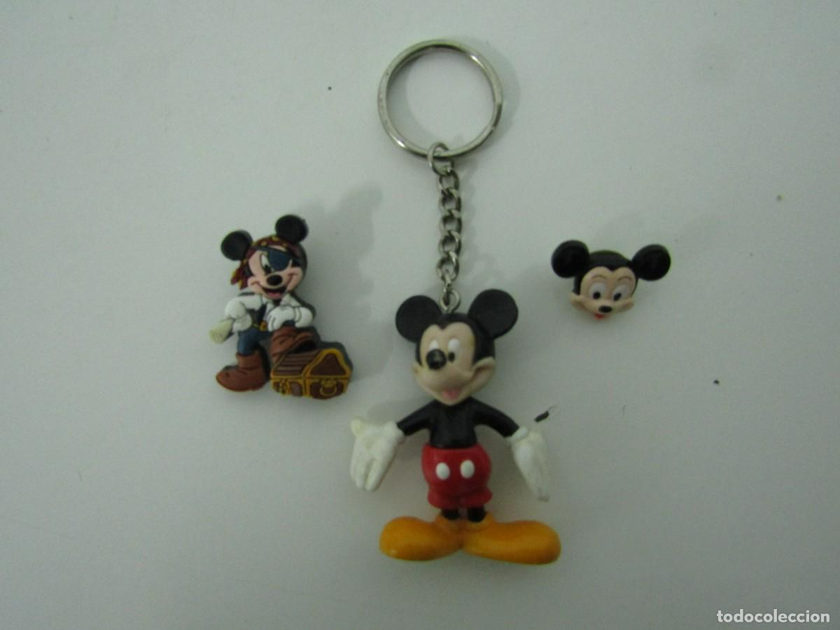 Pins de colecci&oacute;n: LOTE DE LLAVERO Y 2 PINS MICKEY MOUSE DISNEY