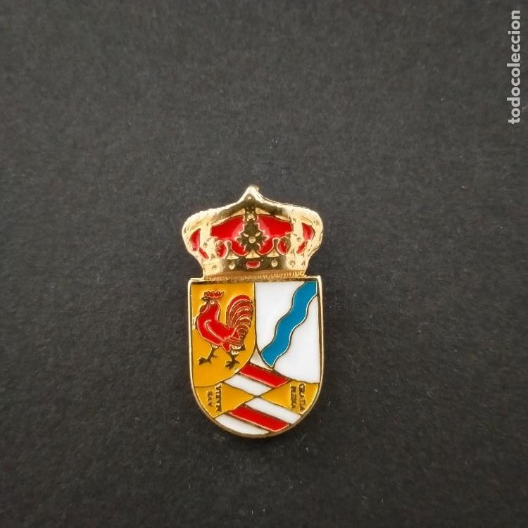 Pins de colecci&oacute;n: pin escudo Garganta de los Montes (MADRID)