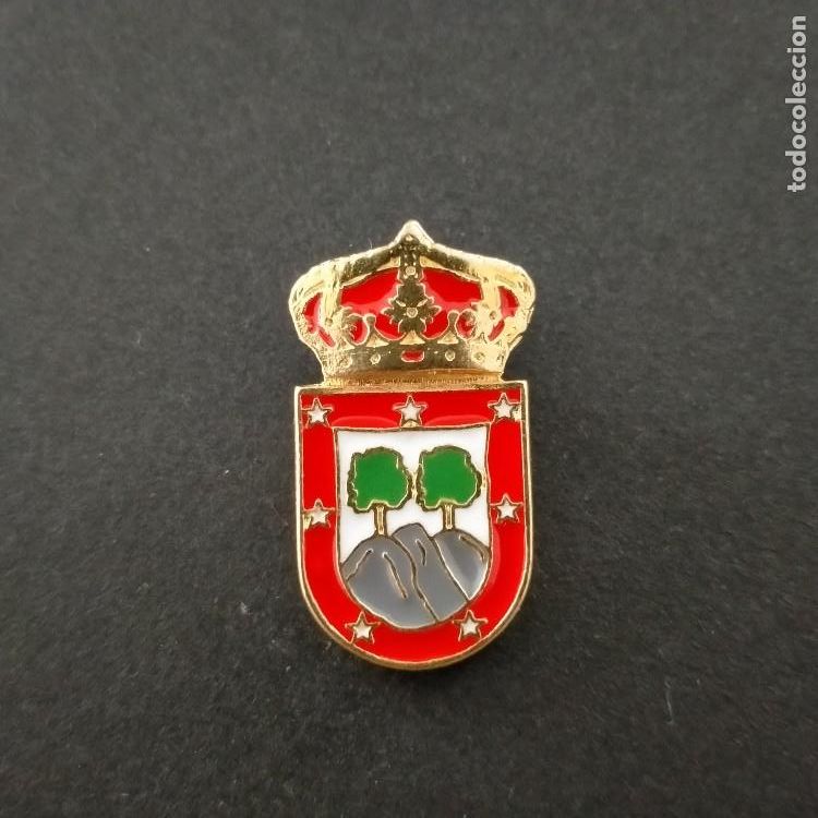 Pins de colecci&oacute;n: pin escudo Tres Cantos (MADRID)