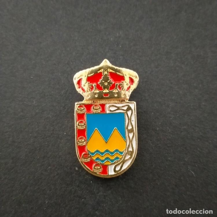 Pins e Spille di collezione: pin escudo Valdepi&eacute;lagos (MADRID)
