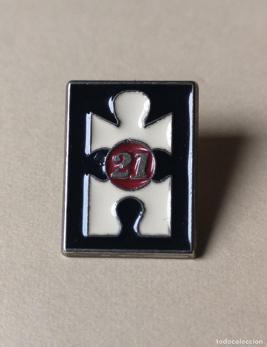 Pins de colecci&oacute;n: PIN UNA PIEZA PUZZLE 21. - Foto 1