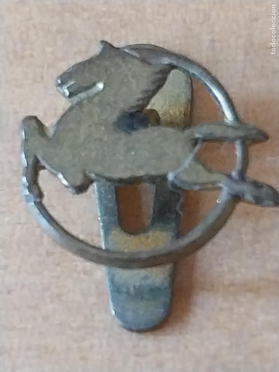 Pins de colecci&oacute;n: PEGASO CAMIONES FURGONETAS AUTOMOCI&Oacute;N INSIGNIA OJAL A&Ntilde;OS 60