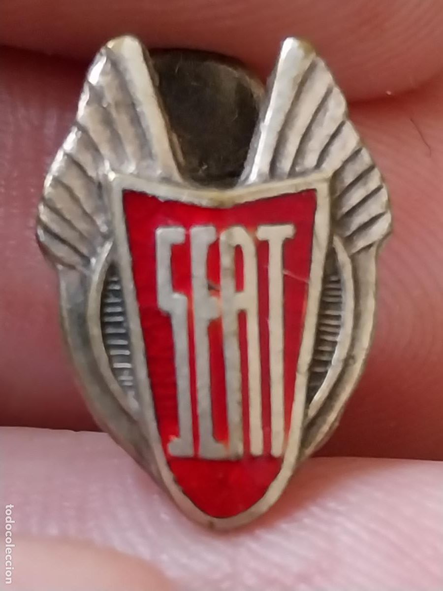 Pins de colecci&oacute;n: SEAT INSIGNIA OJAL PINTURA LACADA A&Ntilde;OS 60 1,7CM ALTO RARO