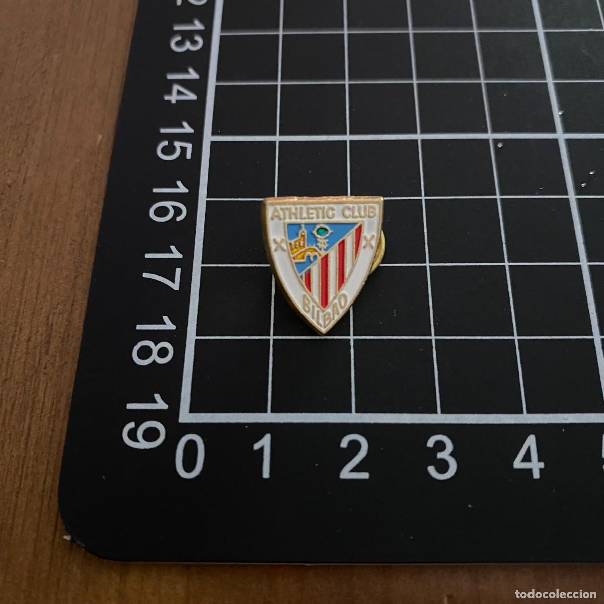Pins de colecci&oacute;n: ANTIGUO PIN FUTBOL ATHLETIC CLUB DE BILBAO , BIEN CONSERVADO