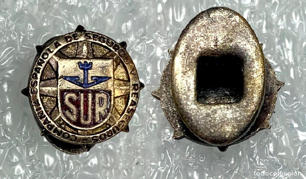 Pins de colecci&oacute;n: 2737.ANTIGUA Y RARA INSIGNIA DE SOLAPA COMPA&Ntilde;IA ESPA&Ntilde;OLA DE SEGUROS Y REASEGUROS SUR - Foto 2