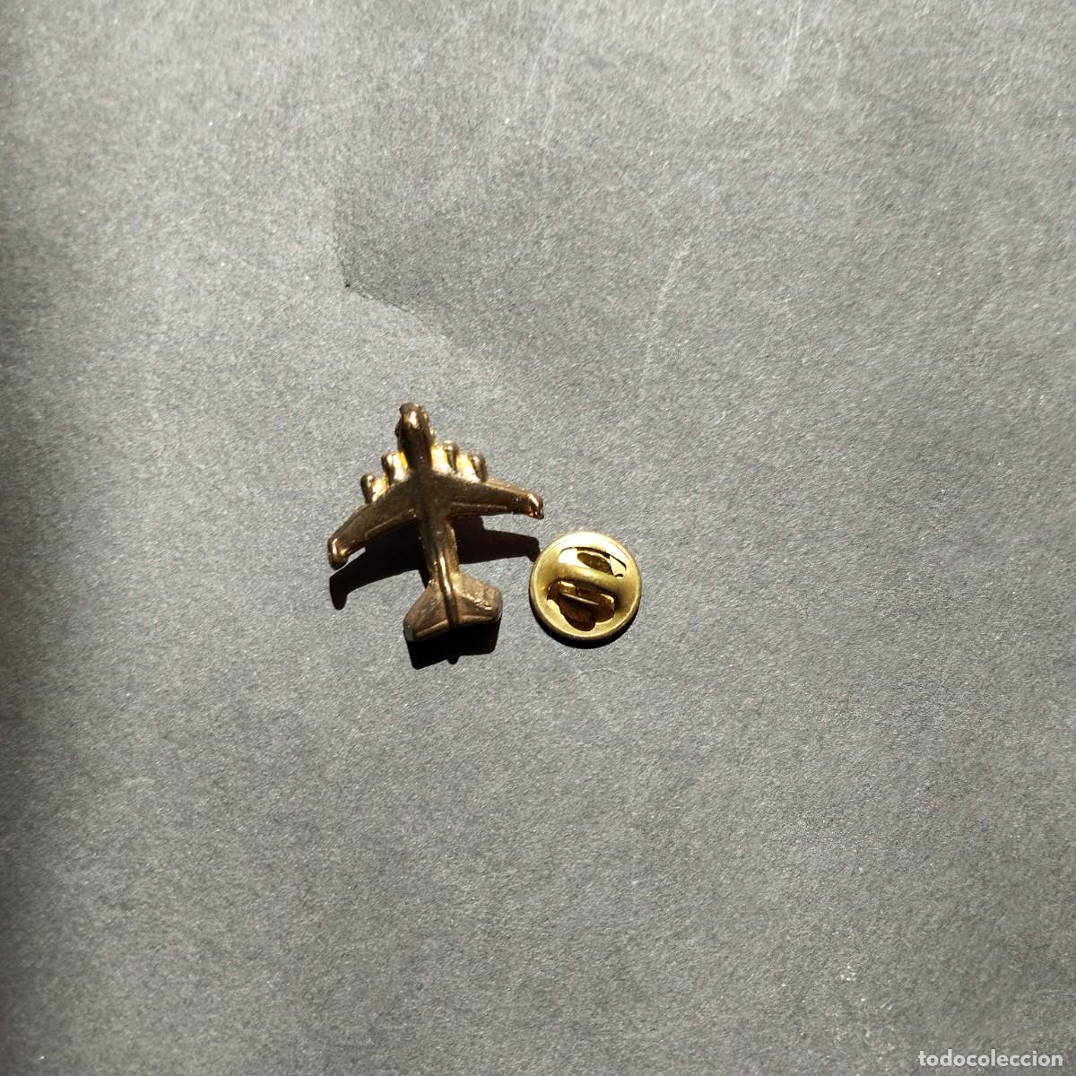 Pin's de collection: PIN - MUY BONITO -AVI&Oacute;N - EL DE LA FOTO VER TODOS MIS PINS Y INSIGNIAS