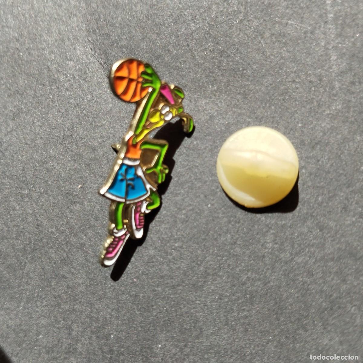 Pin's de collection: PIN - MUY BONITO - BALONCESTO - EL DE LA FOTO VER TODOS MIS PINS Y INSIGNIAS