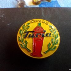 Pins de colección: ZUMOS TURIA PIN ANTIGUO INSIGNIA SOLAPA BUENA CONSERVACIÓN ESMALTADO