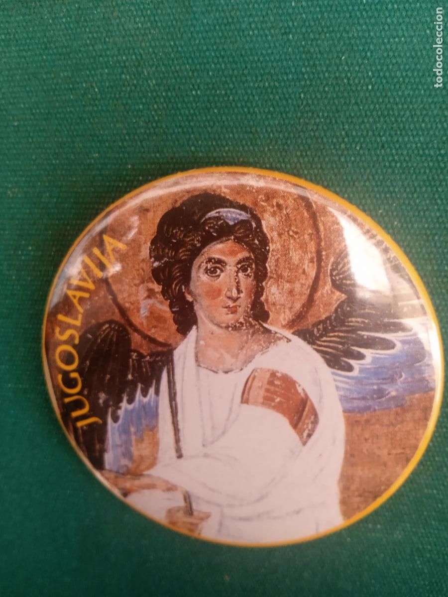 Pin's de collection: JUGOSLAVIJA - CHAPA MET&Aacute;LICA CON ALFILER 5.5 cm. DE DI&Aacute;METRO