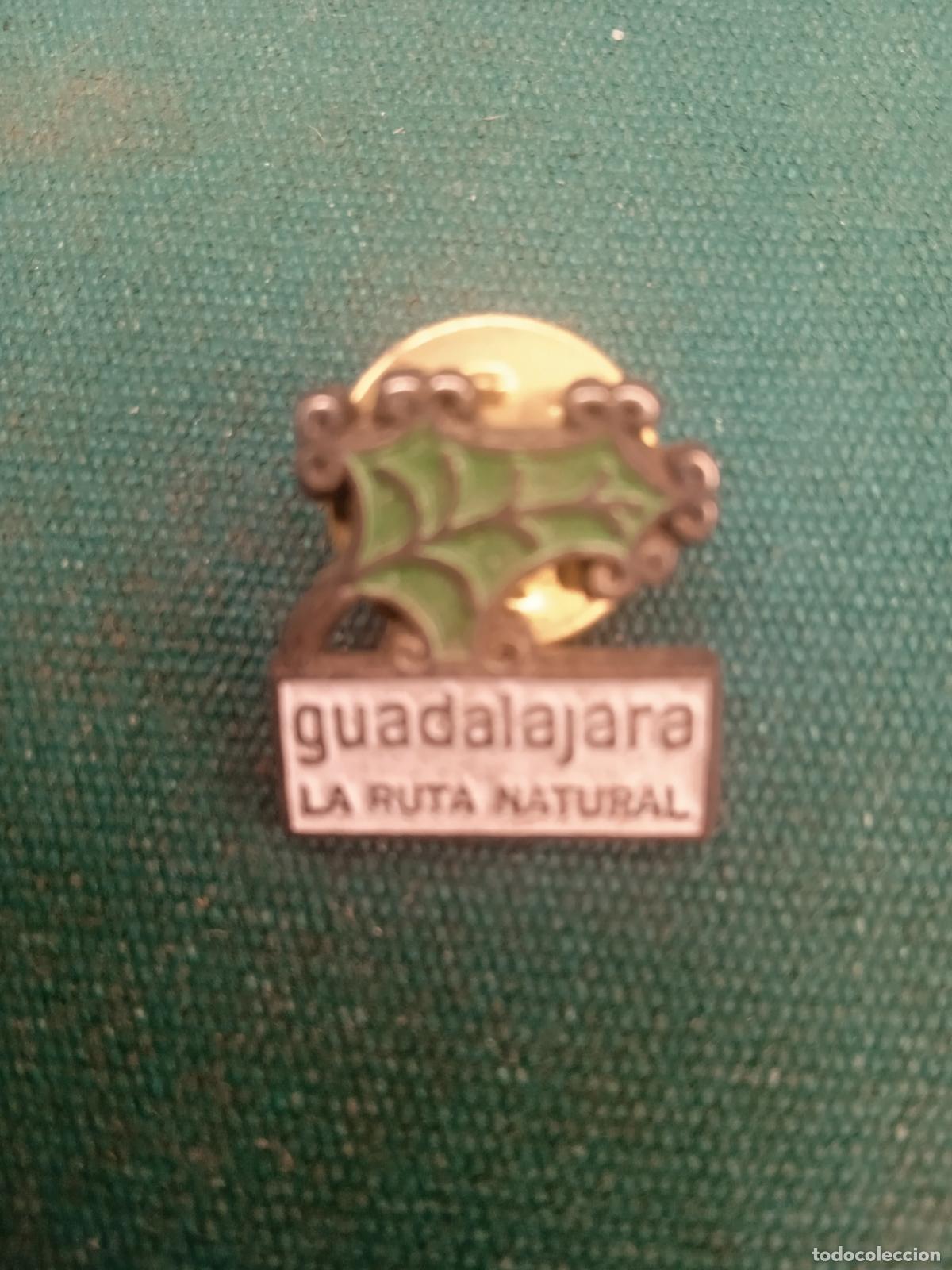 Pin's de collection: GUADALAJARA - LA RUTA NATURAL - PIN ESMALTADO