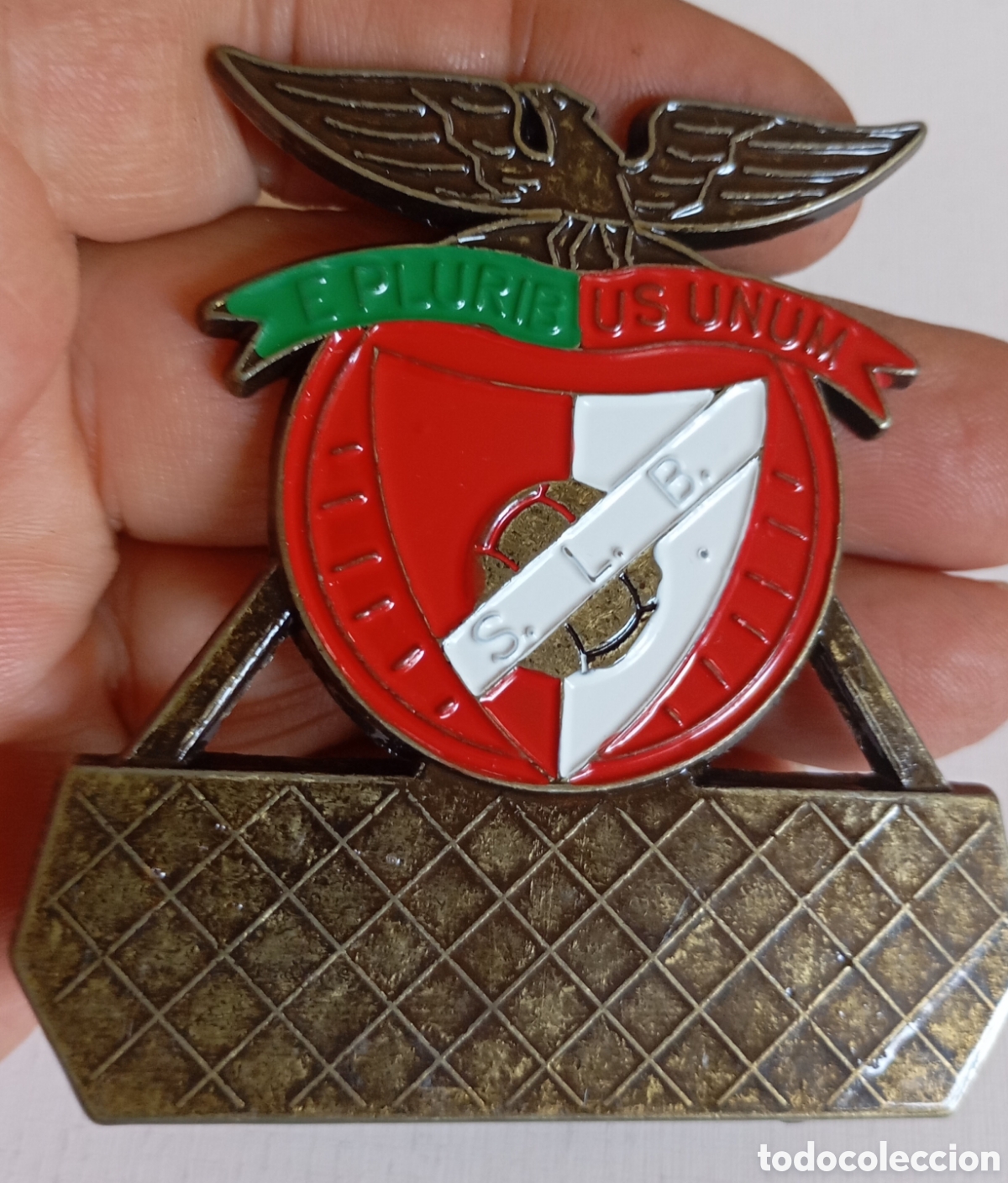 Pins de colecci&oacute;n: Portugal Benfica grande pin de club de f&uacute;tbol de Sporting de Lisboa Portugal pin de sobremesa