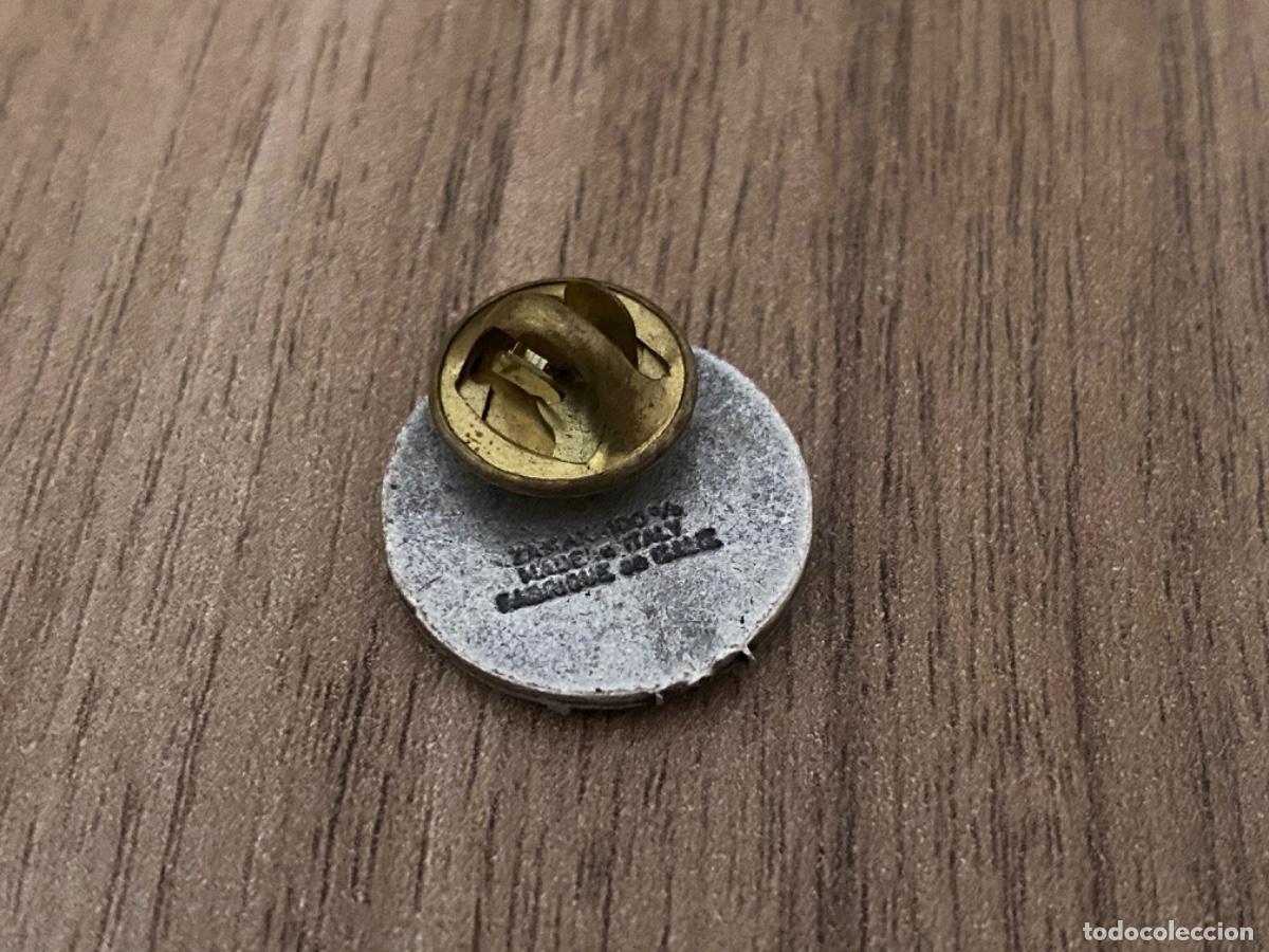 Pins de colecci&oacute;n: PIN LEVIS ORIGINAL SADOLEMAN - Foto 2