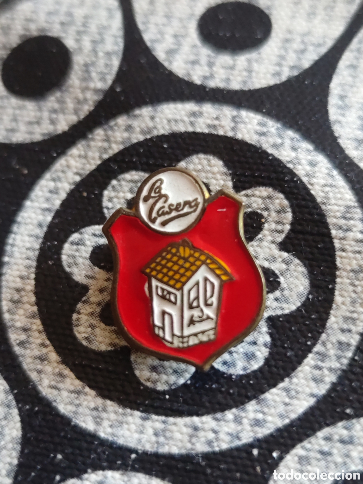 Pins de cole&ccedil;&atilde;o: Insignia no pin publicitaria de Gaseosa La Casera.