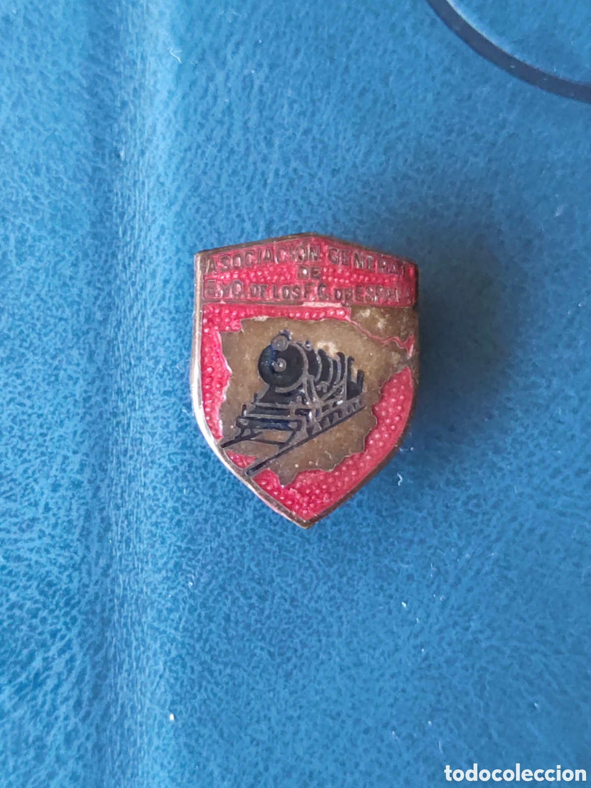 Pins de cole&ccedil;&atilde;o: INSIGNIA ASOCIACI&Oacute;N GENERAL DE E Y O DE LOS F.C. DE ESPA&Ntilde;A ferrocarril tren