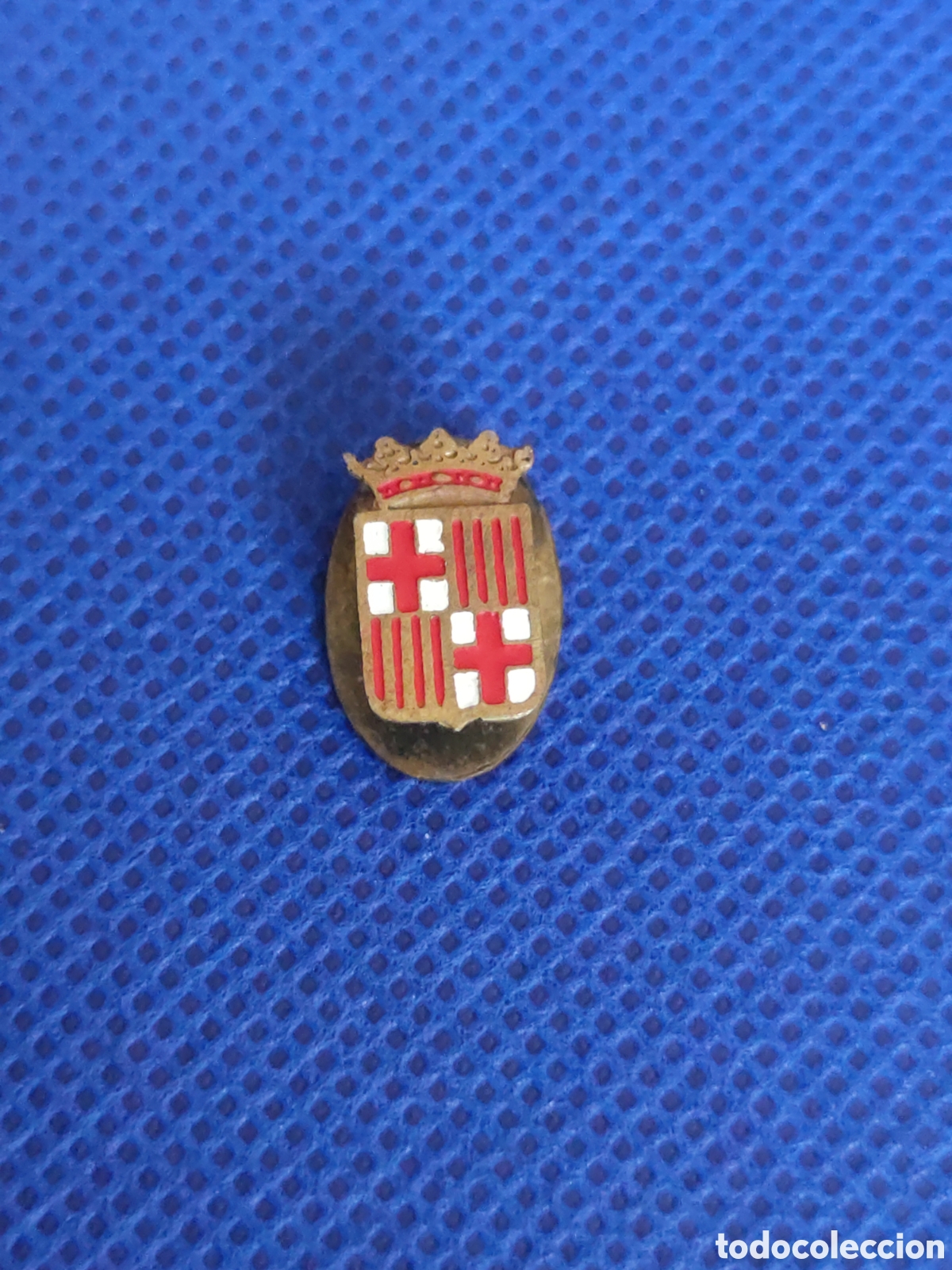 Pins de colecci&oacute;n: INSIGNIA ANTIGUA SOLAPA ESMALTADA ANTIGUO ESCUDO CIUDAD BARCELONA