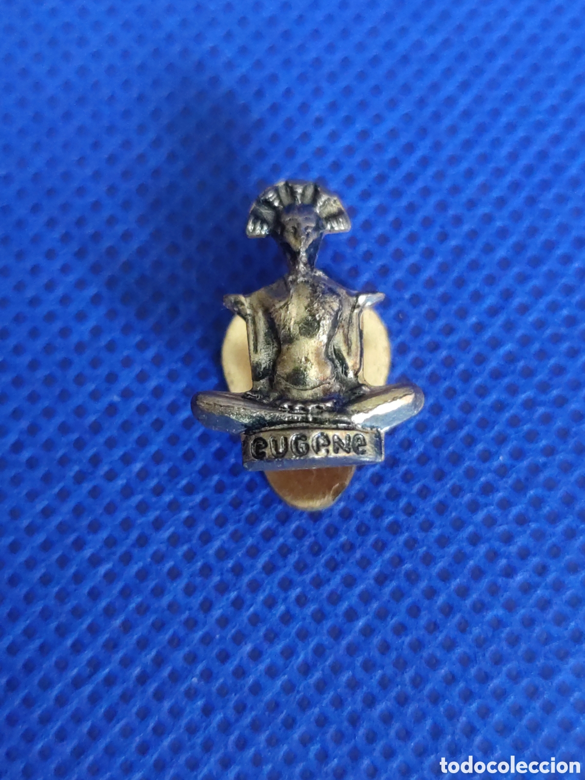 Pins de colecci&oacute;n: PIN ANTIGUA INSIGNIA A&Ntilde;OS 60 DE OJAL PARA SOLAPA EUGENE PRODUCTOS BELLEZA PELUQUER&Iacute;A BUDHA BUDA