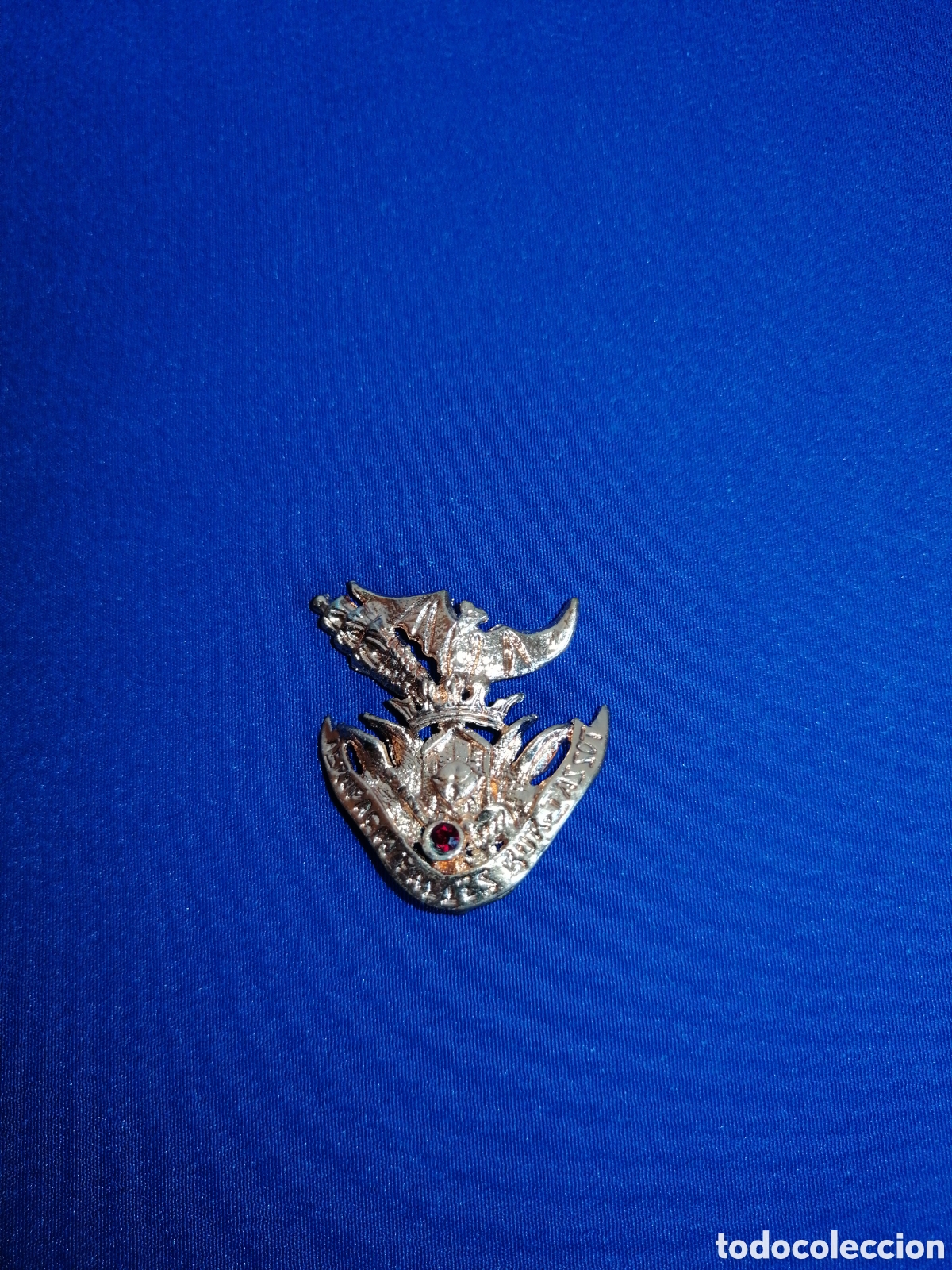 Pins de colecci&oacute;n: AGRUPACI&Oacute;N DE FALLAS BURJASOT INSIGNIA DE ALFILER COLOR COBRE