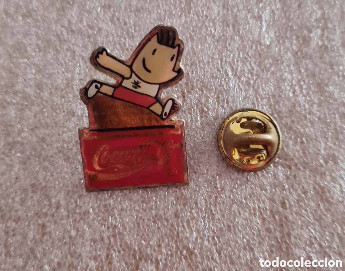 Pins de colecci&oacute;n: Pin Cobi coca cola Barcelona del 92 atletismo carrera atleta