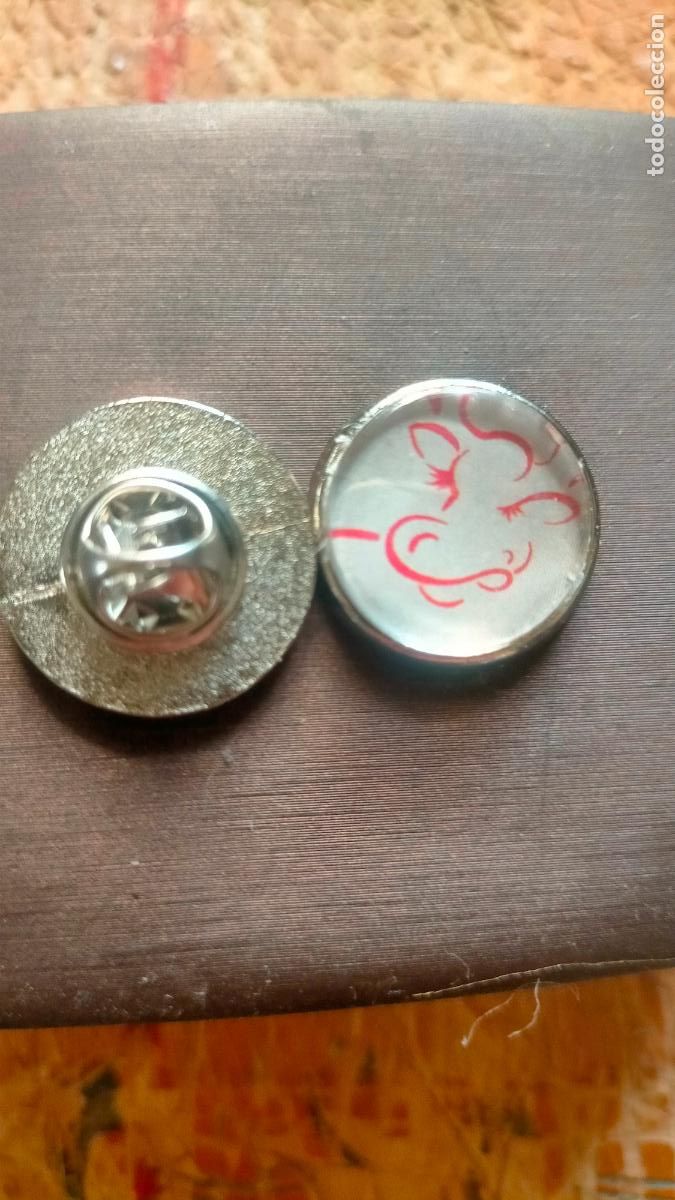 Pin's de collection: PIN REDONDO METAL - publicitario lacteos leche covap