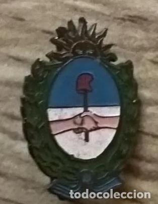 Pins de colecci&oacute;n: Argentina. Insignia antigua de imperdible