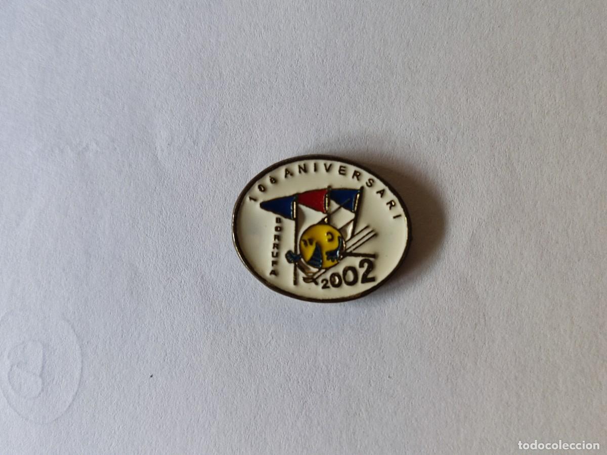 Pins de colecci&oacute;n: PIN 10&ordm; ANIVERSARIO CLUB DE ESQUI BORRUFA DE ANDORRA - 2002