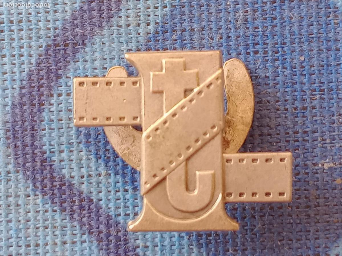 Pins de colecci&oacute;n: Antigua insignia teresiana de solapa. Santa Teresa