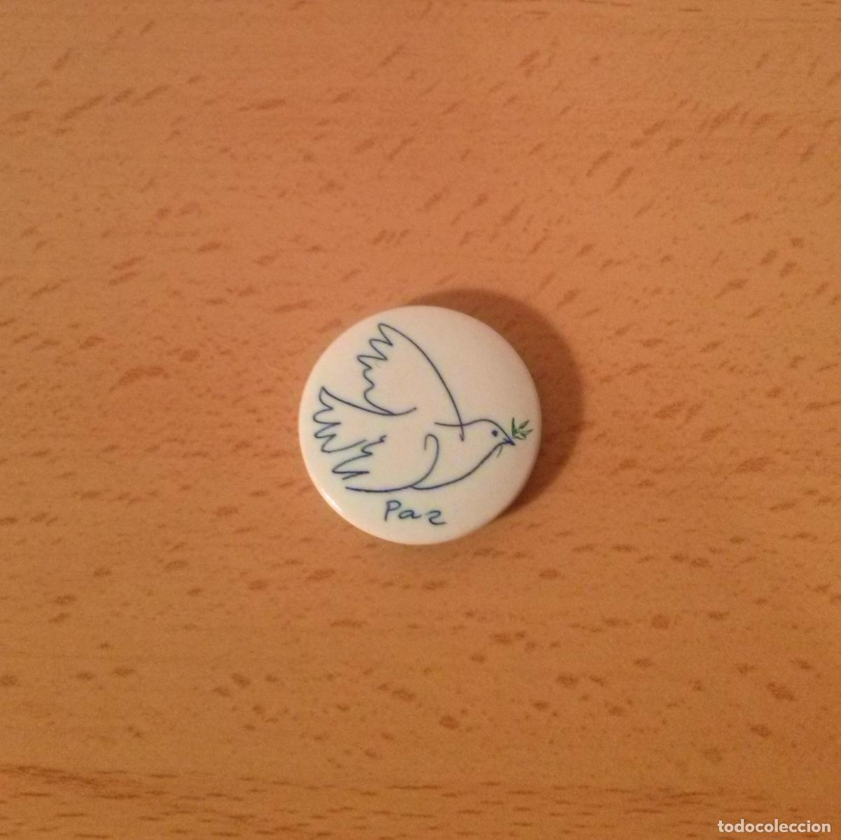 Pins de colecci&oacute;n: Chapa/pin Paloma de la paz. A&ntilde;os 80. 25mm.