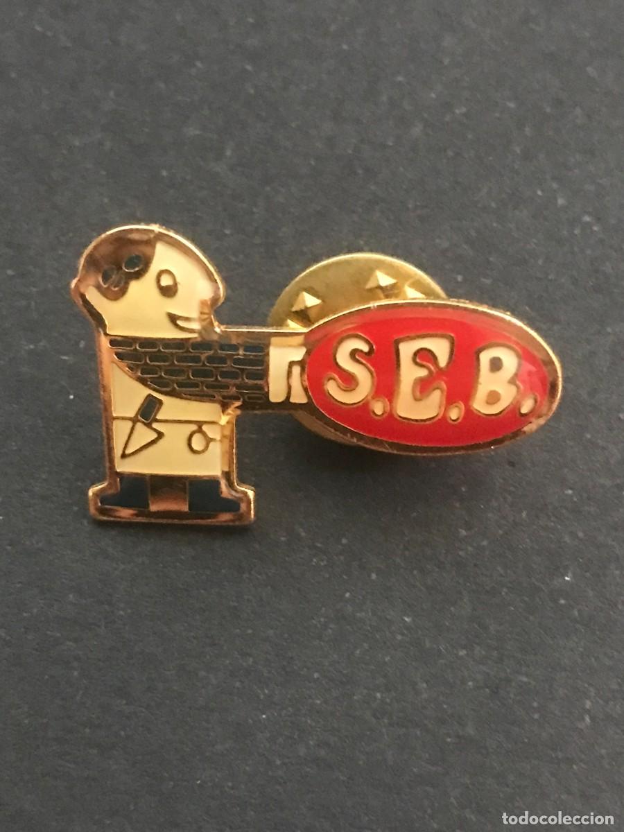 Pin's de collection: PIN PINS - S.E.B. DESCONOCIDO