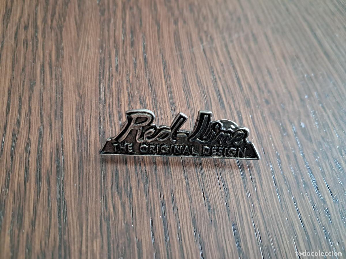 Pins de colecci&oacute;n: pin de publicidad, Red-line, the original design.
