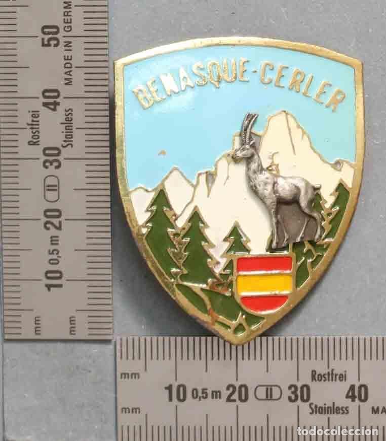 Collection pins: PIN O INSIGNIA. REBECO. BENASQUE-CERLER