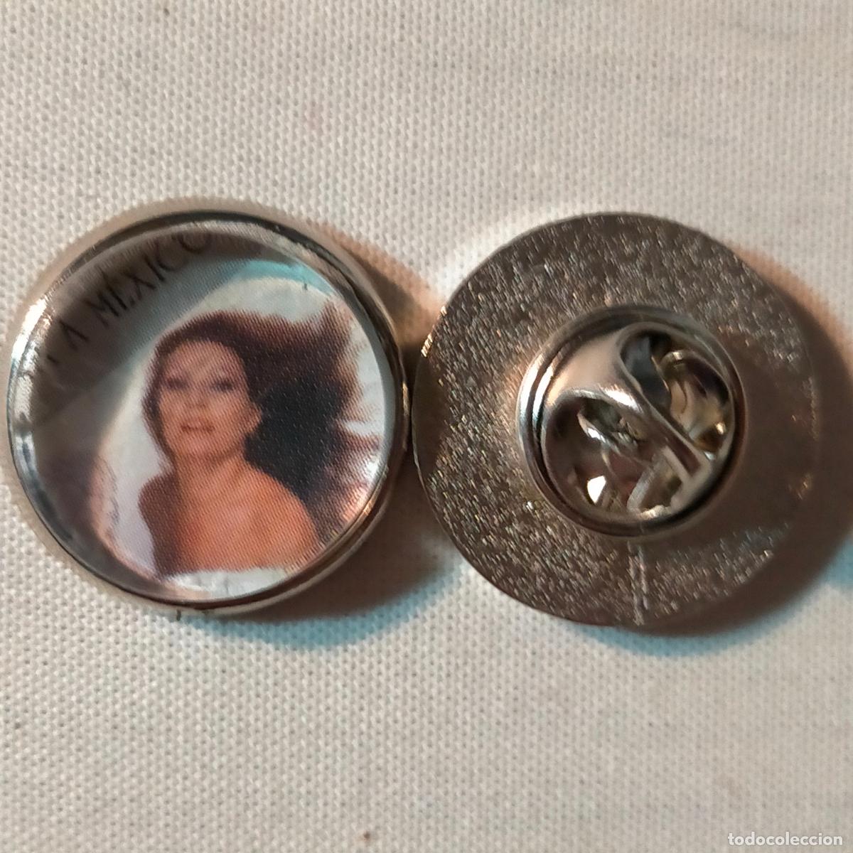 Sammlung von Pins: pin redondo metal - m&uacute;sica cantante Roc&iacute;o jurado